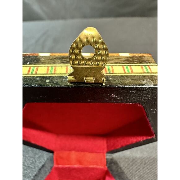 Vintage Victor Molero Inlaid Wooden Hexagon Trinket Box Hand Made In Spain - Picture 9 of 13